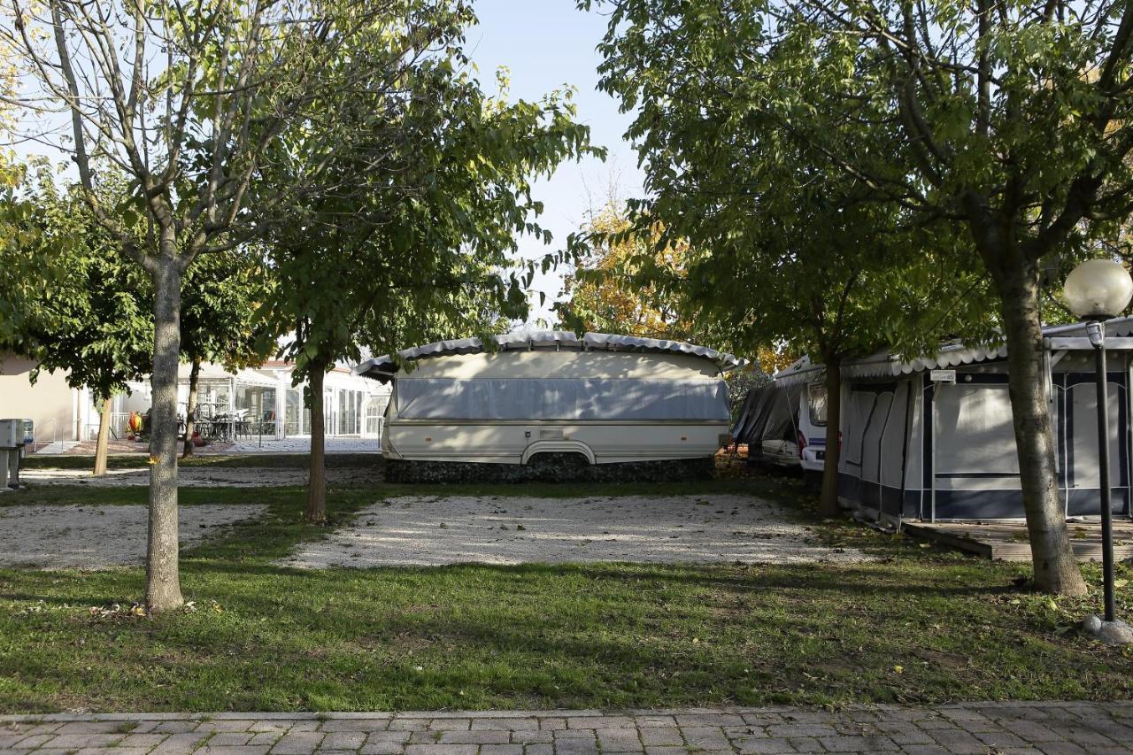 Camping Da Giovanni Peschiera del Garda Eksteriør bilde